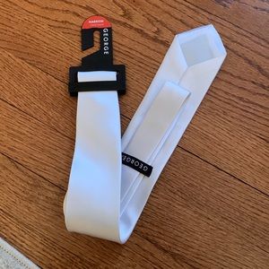 Boy’s Satin White Tie